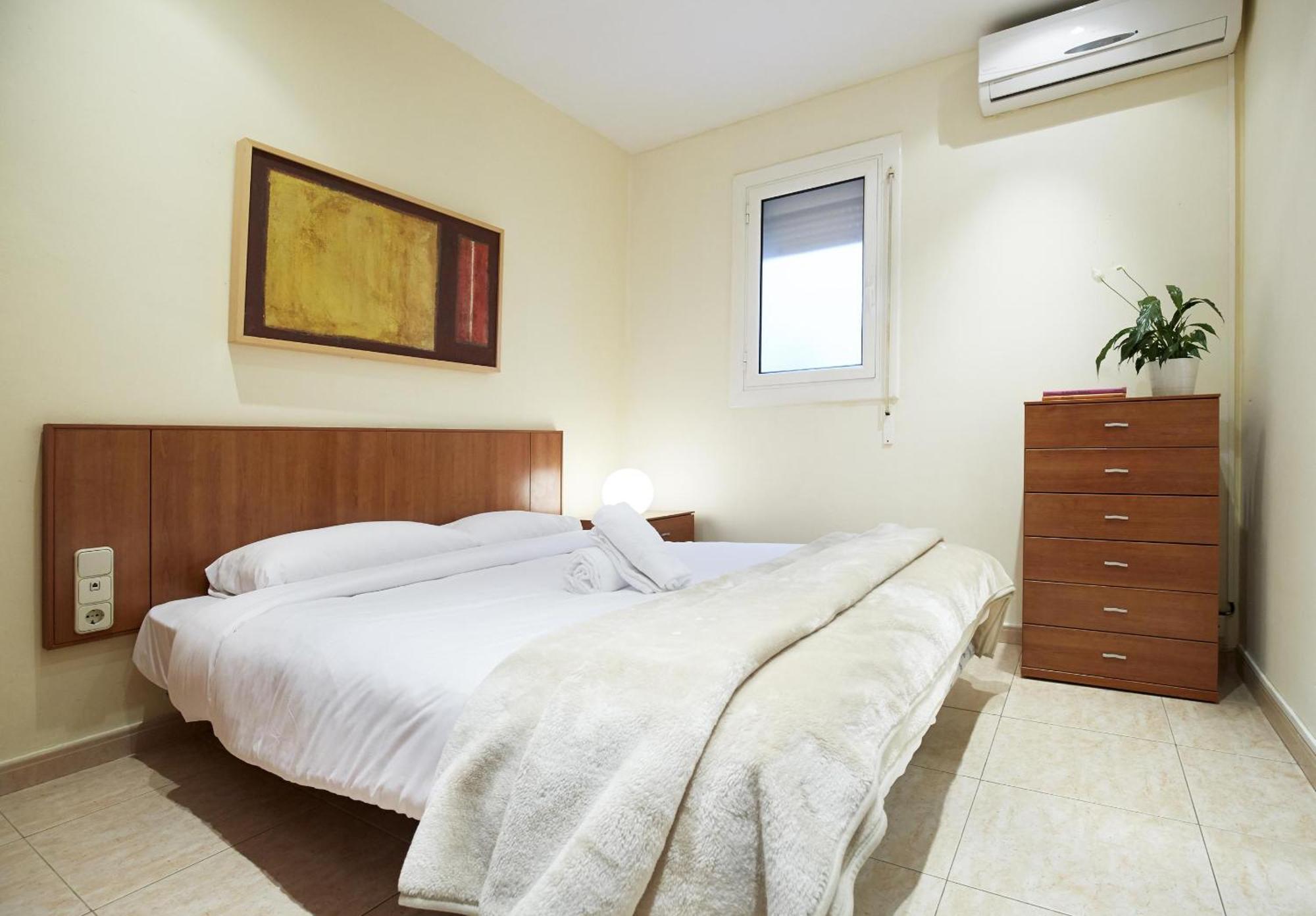 Apartamentos Calvet Βαρκελώνη Εξωτερικό φωτογραφία