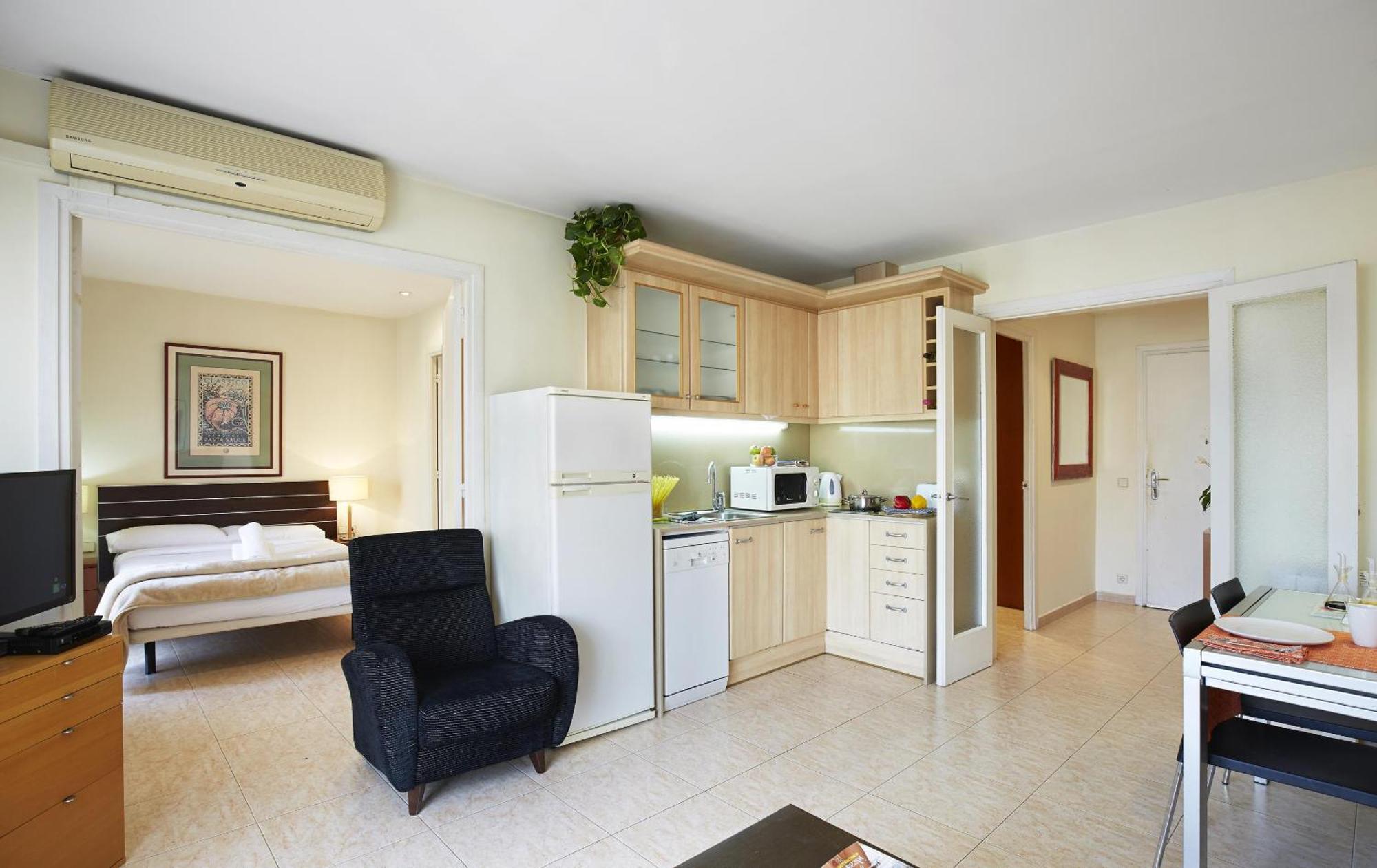 Apartamentos Calvet Βαρκελώνη Εξωτερικό φωτογραφία