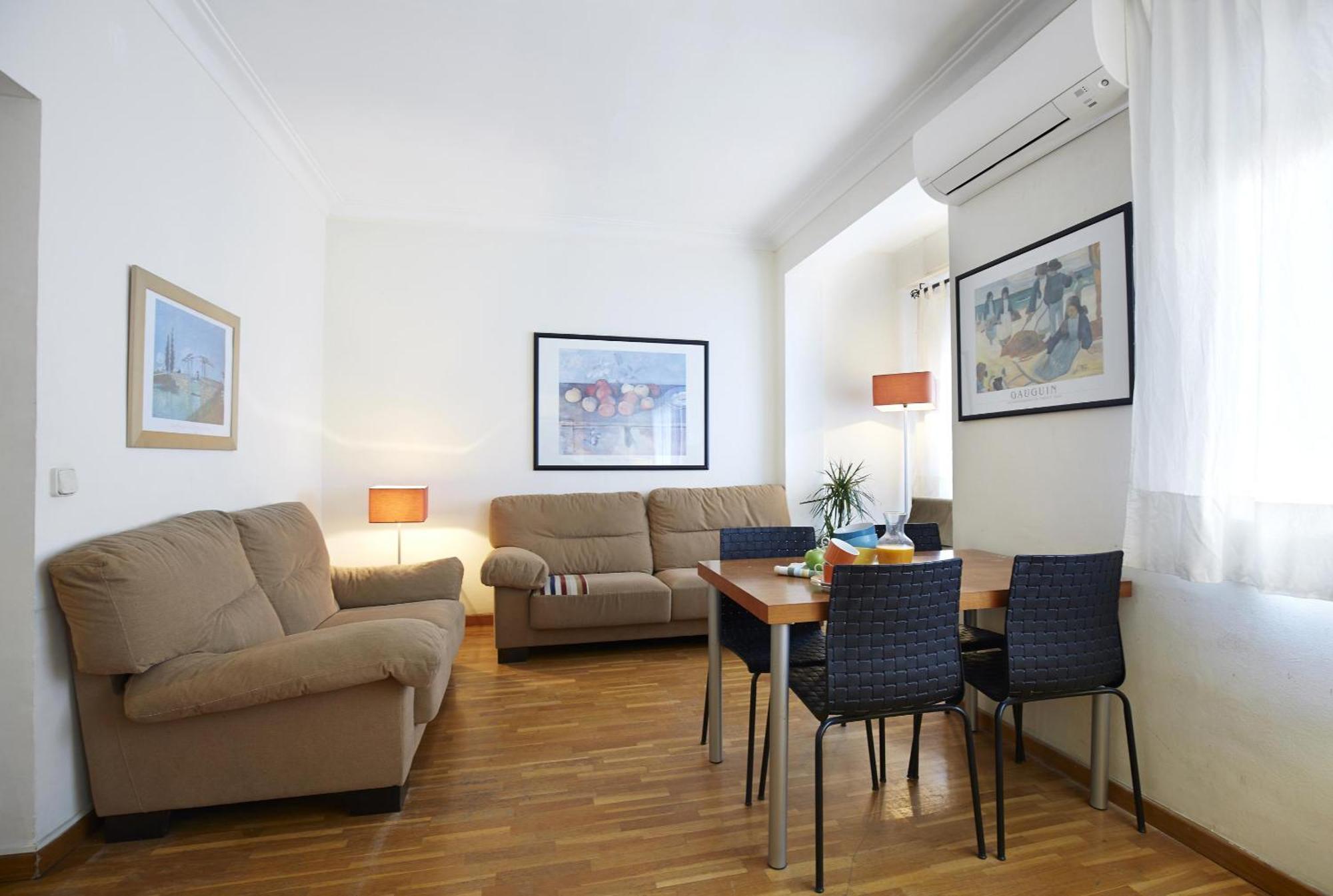 Apartamentos Calvet Βαρκελώνη Εξωτερικό φωτογραφία