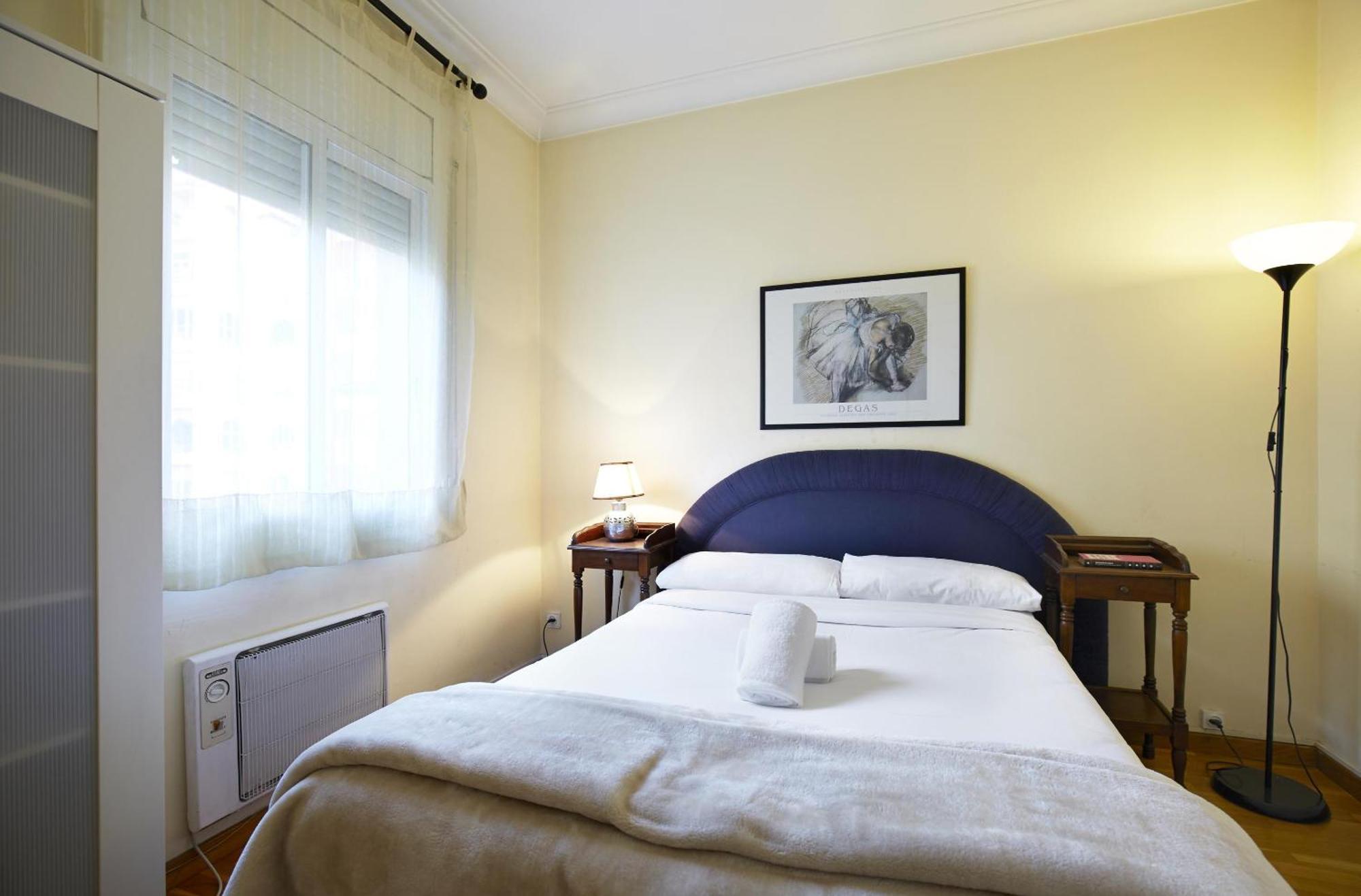 Apartamentos Calvet Βαρκελώνη Εξωτερικό φωτογραφία